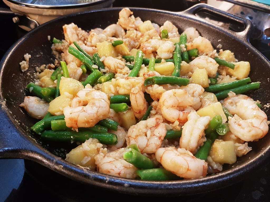 Prawn & Pineapple Stir Fry