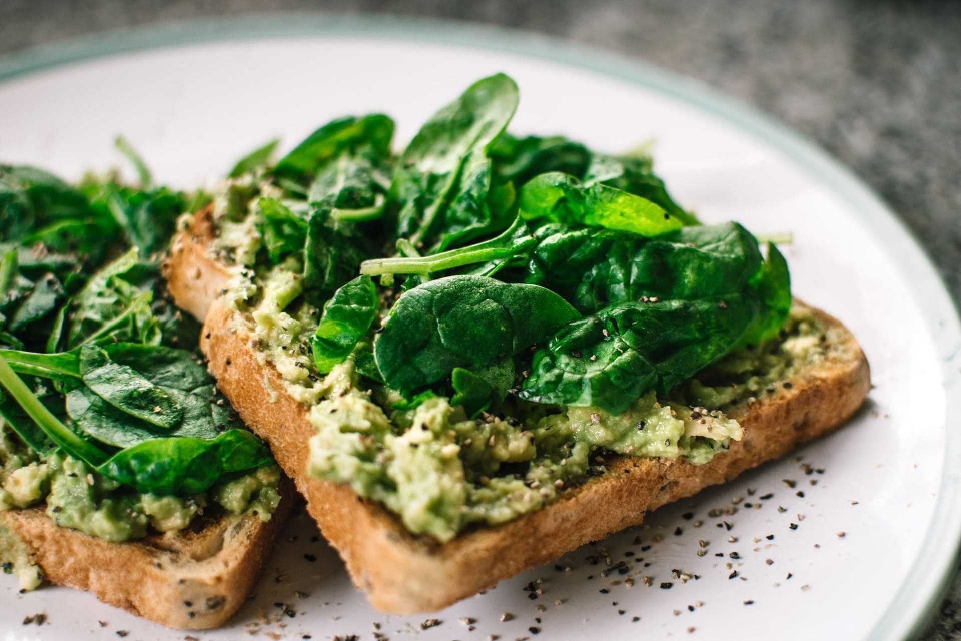 Cafe Style Smashed Avo